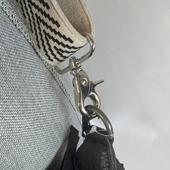 Latico Callie Leather Embossed Black Crossbody Sling Bag/Extra Patterned Strap - Picture 3 of 16